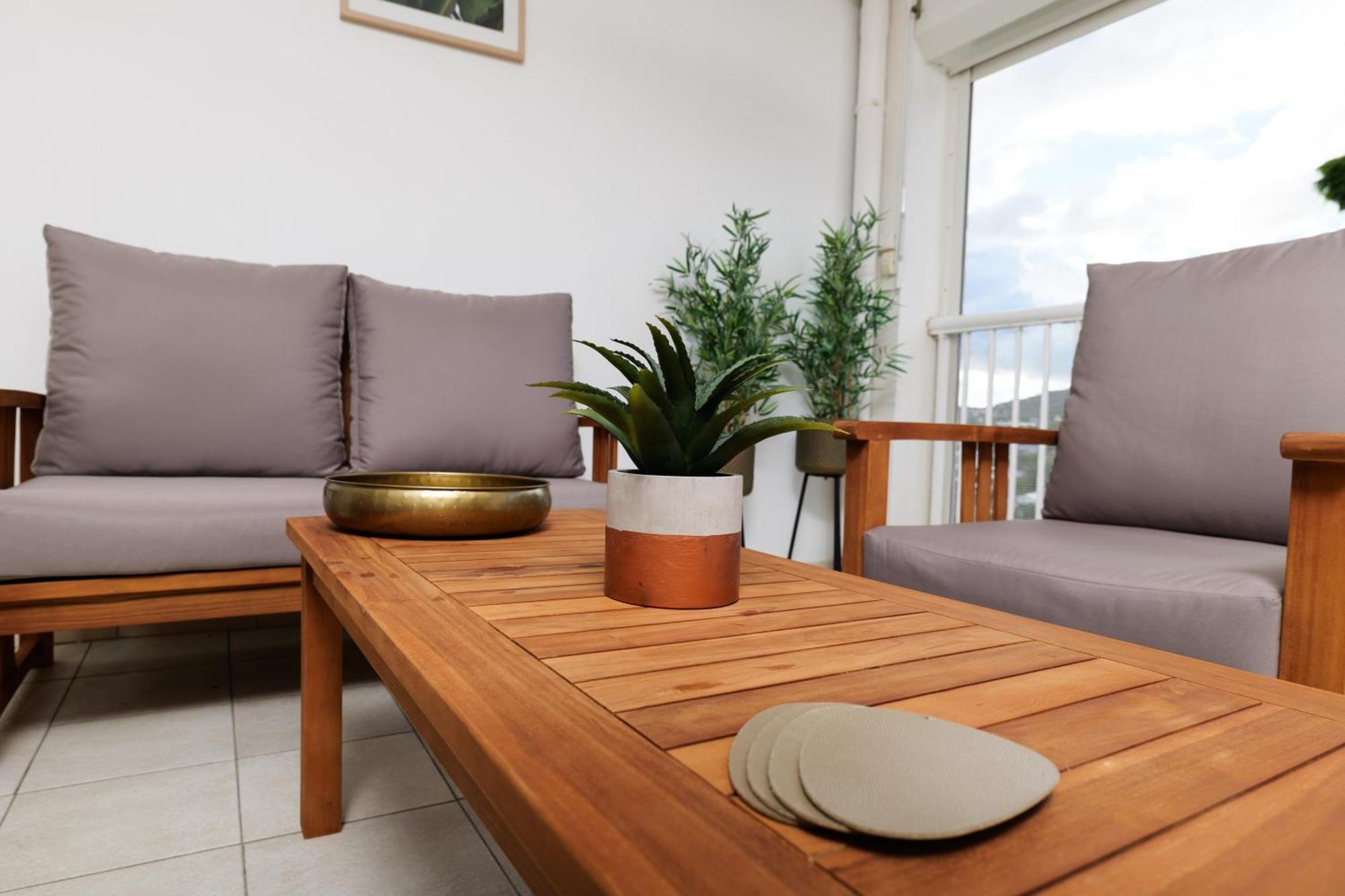 Appart. T3 Les Hauts De Madiana Schoelcher Exterior photo